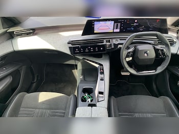 Used Peugeot 5008 2025 for sale - 75867483: Photo