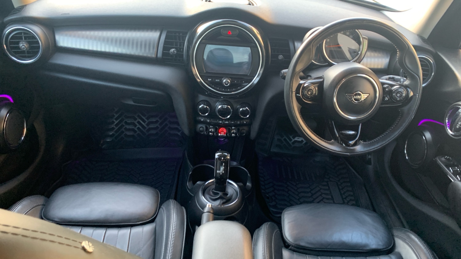 Used MINI Hatch 2019 for sale - 76003062: Photo 4
