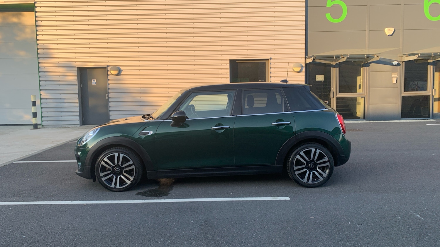 Used MINI Hatch 2019 for sale - 76003062: Photo 6