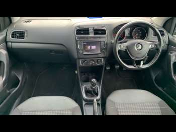 Used Volkswagen Polo 2016 for sale - 75258975: Photo
