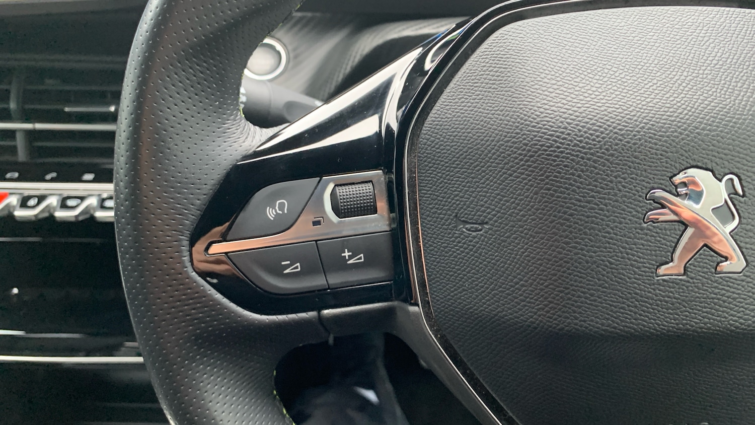 Used Peugeot 208 2022 for sale - 77560409: Photo 23