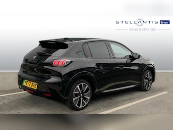 Used Peugeot 208 2022 for sale - 77560409: Photo