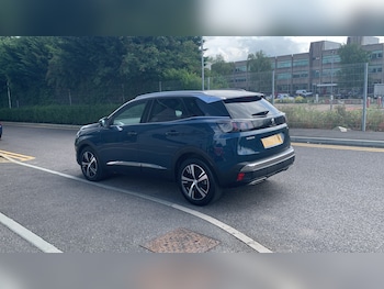 Used Peugeot 3008 2024 for sale - 76730016: Photo
