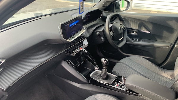 Used Peugeot 2008 2024 for sale - 76003095: Photo 12