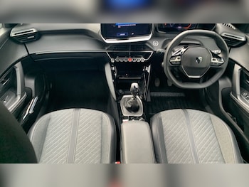 Used Peugeot 2008 2024 for sale - 76003095: Photo 4