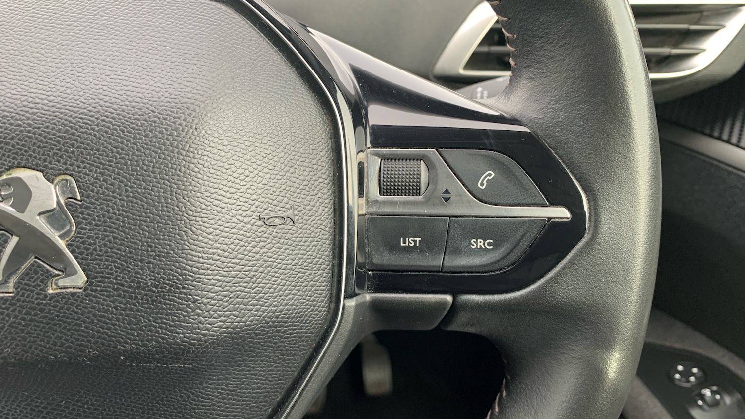 Used Peugeot 5008 2022 for sale - 77372334: Photo 24