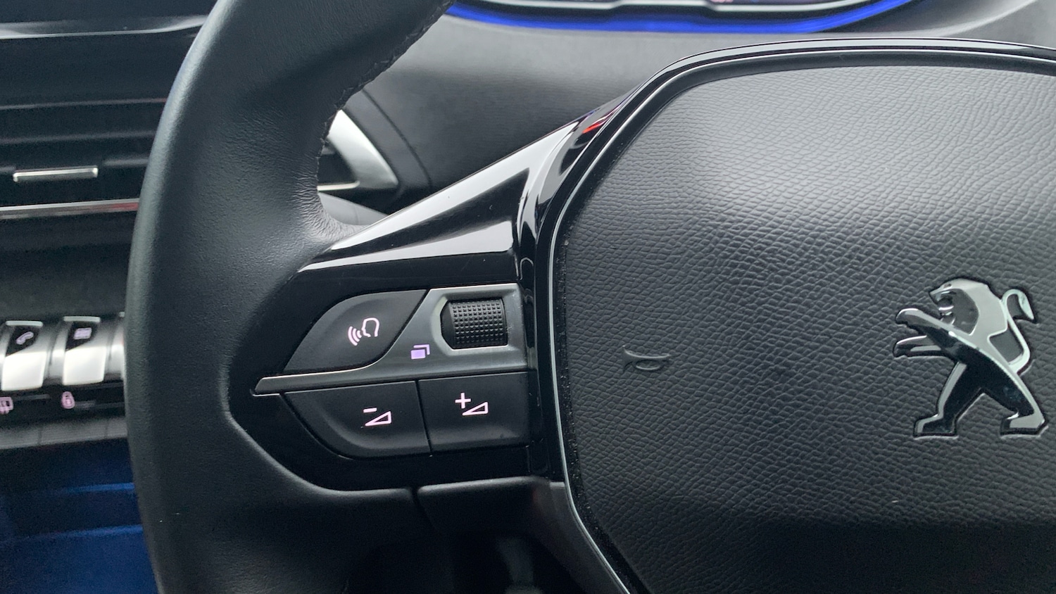 Used Peugeot 3008 2022 for sale - 77292672: Photo 23