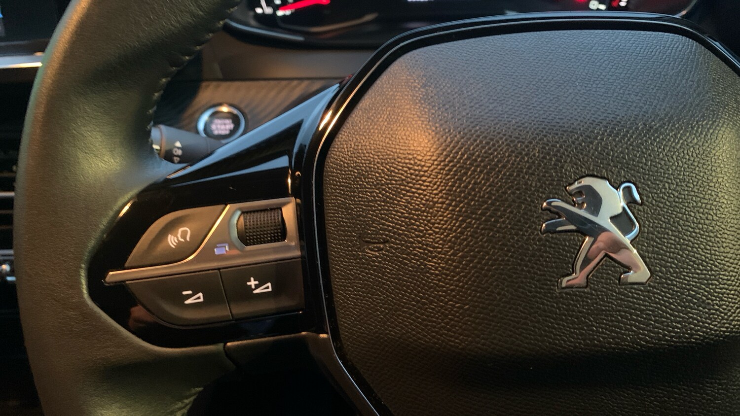 Used Peugeot 208 2022 for sale - 76419715: Photo 23