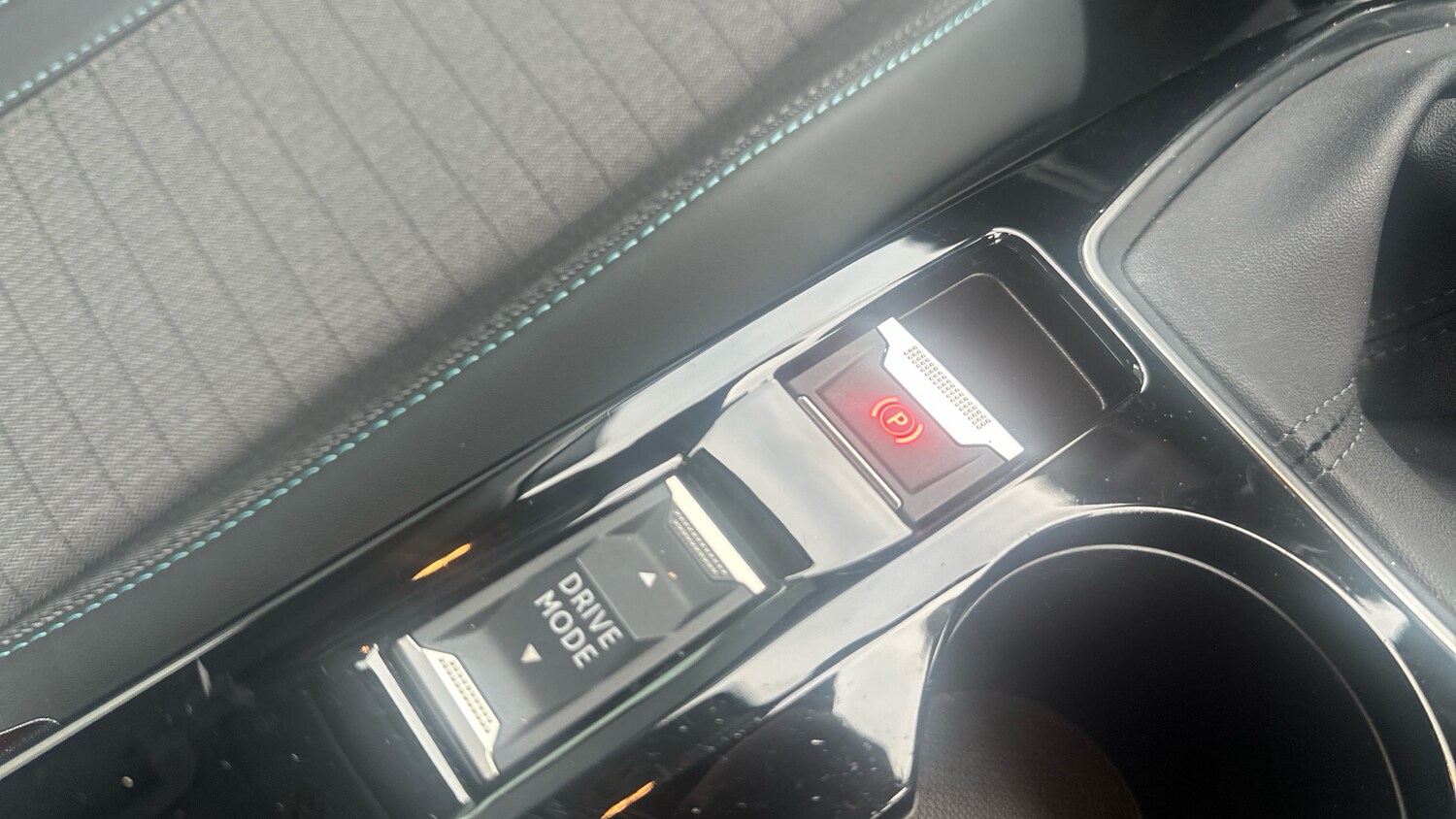 Used Peugeot 208 2022 for sale - 76190395: Photo 21