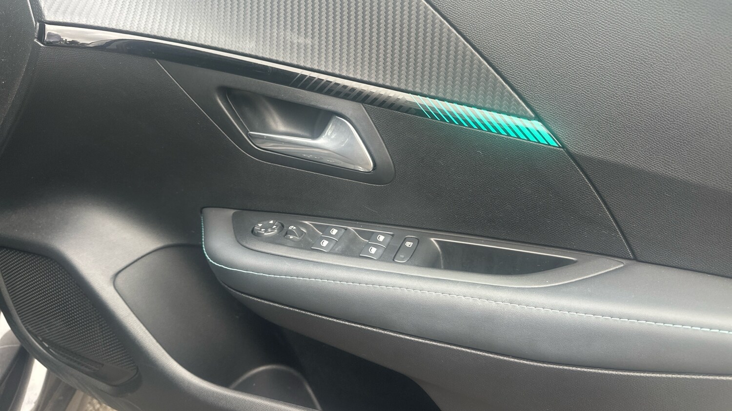 Used Peugeot 208 2022 for sale - 76190395: Photo 22