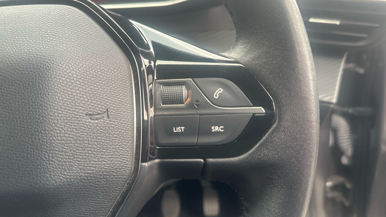 Used Peugeot 208 2022 for sale - 76190395: Photo 24