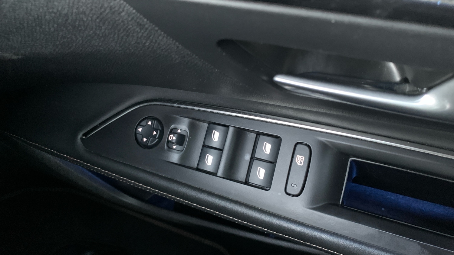 Used Peugeot 5008 2020 for sale - 76634727: Photo 22