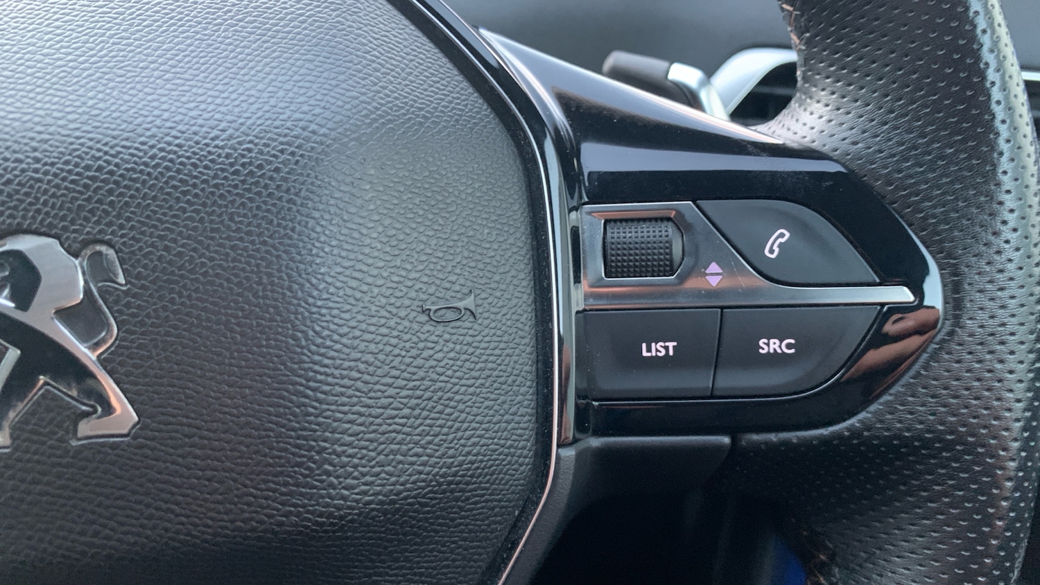 Used Peugeot 5008 2020 for sale - 76634727: Photo 24