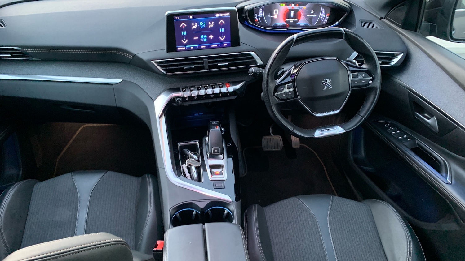 Used Peugeot 5008 2020 for sale - 76634727: Photo 4