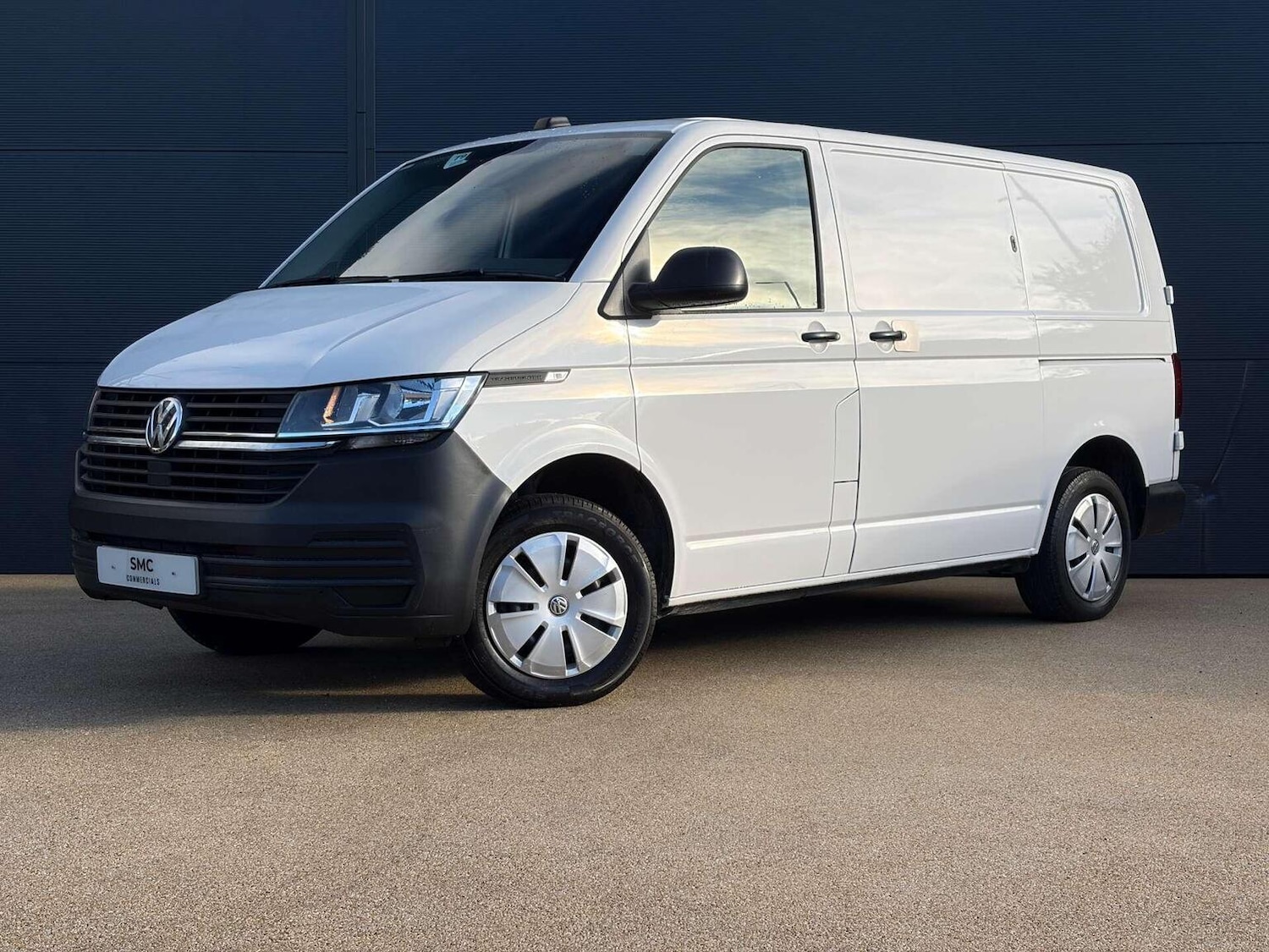 Used Volkswagen Transporter 2021 for sale - 76945561: Photo 1