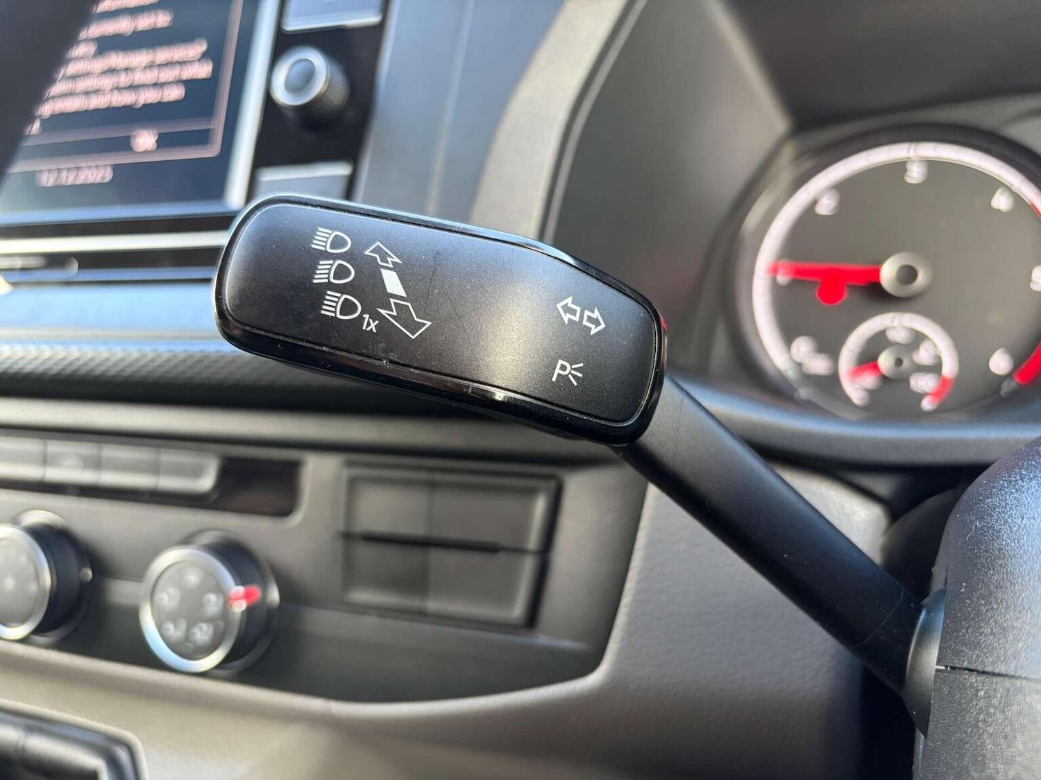 Used Volkswagen Transporter 2021 for sale - 76945561: Photo 24