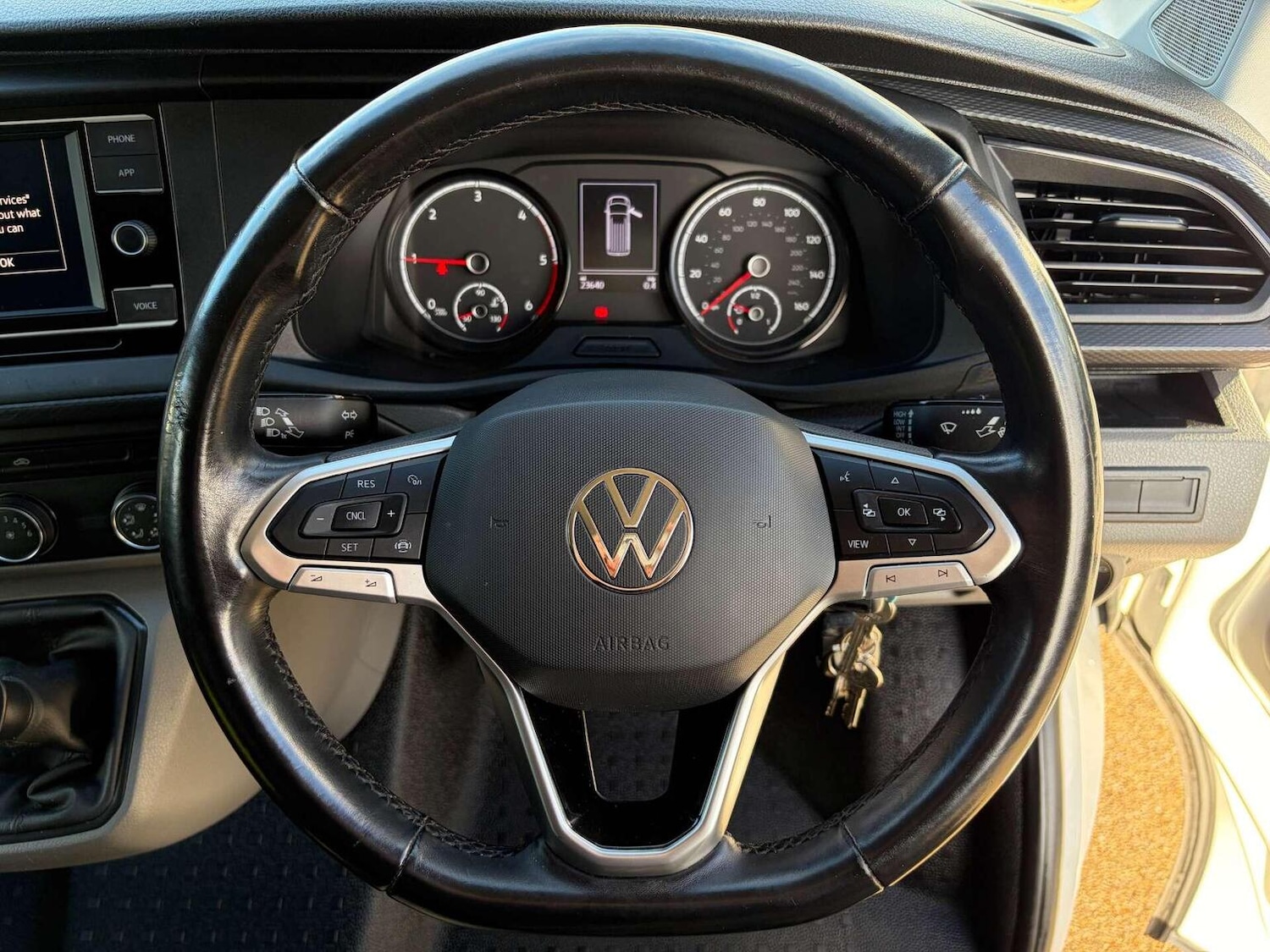 Used Volkswagen Transporter 2021 for sale - 76945561: Photo 28