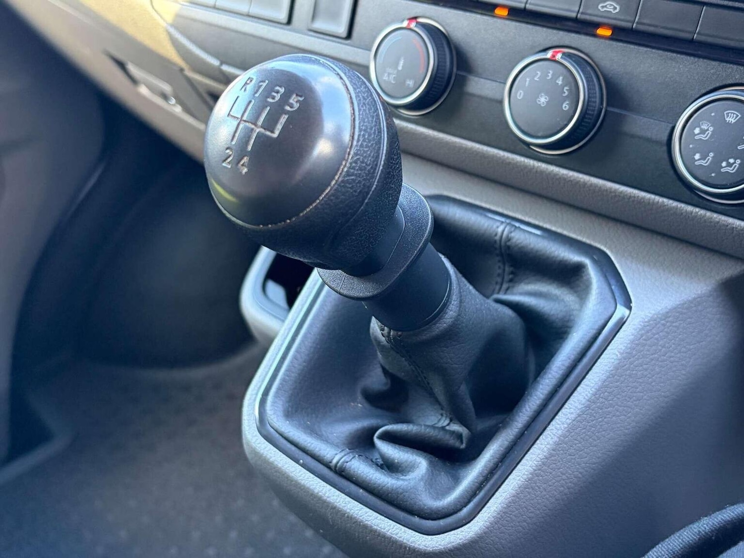 Used Volkswagen Transporter 2021 for sale - 76945561: Photo 33