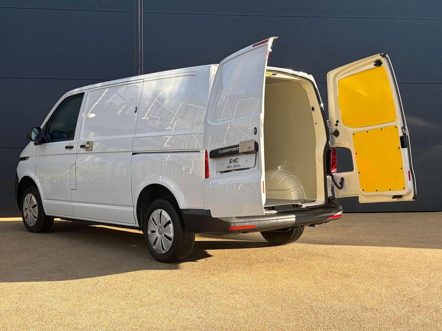 Used Volkswagen Transporter 2021 for sale - 76945561: Photo 5