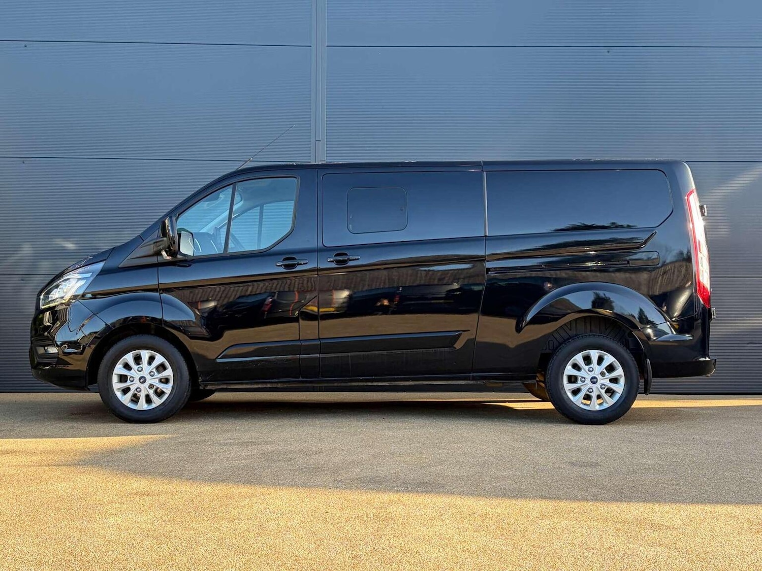 Used Ford Transit Custom 2018 for sale - 77008165: Photo 10