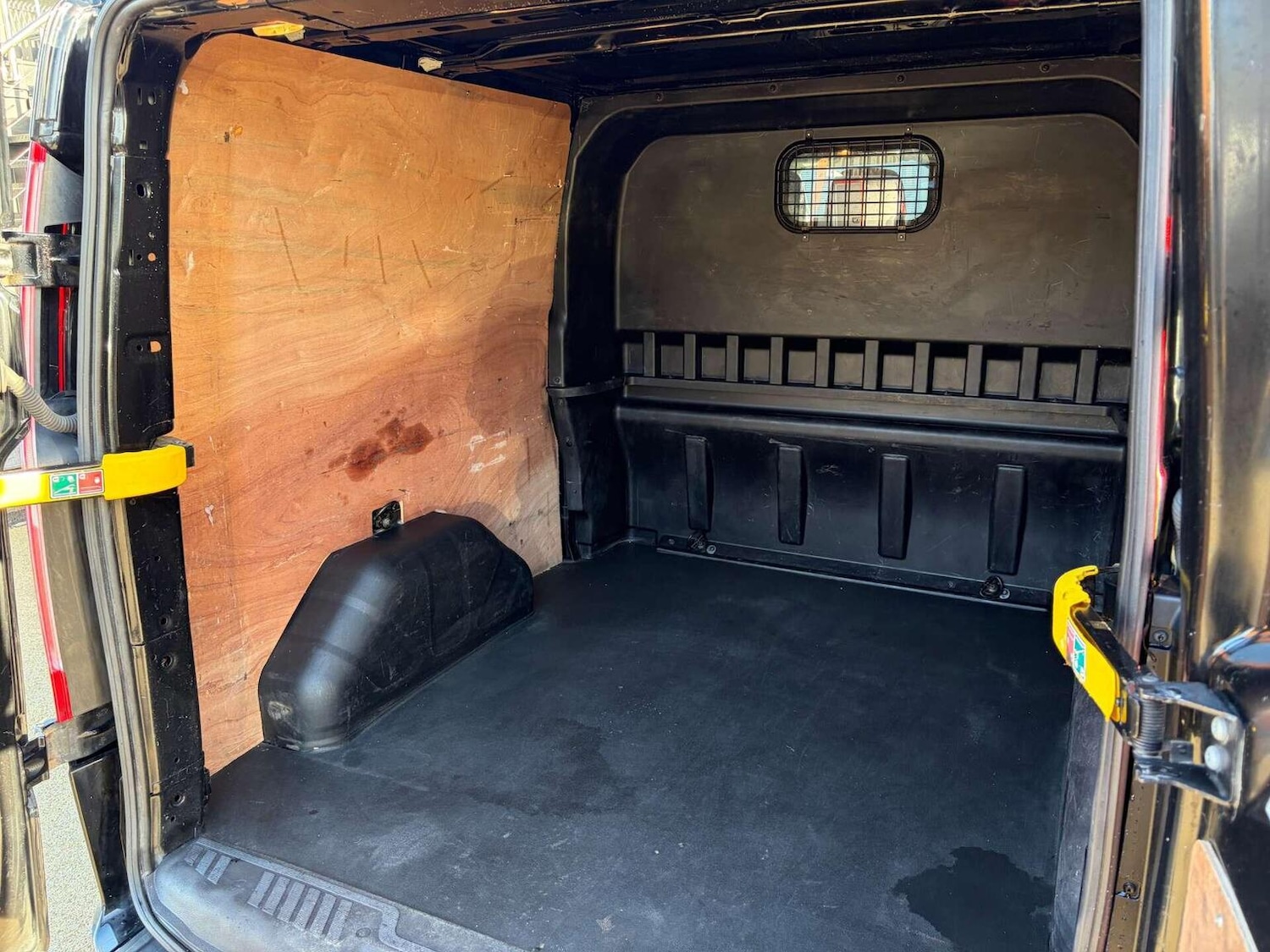 Used Ford Transit Custom 2018 for sale - 77008165: Photo 16