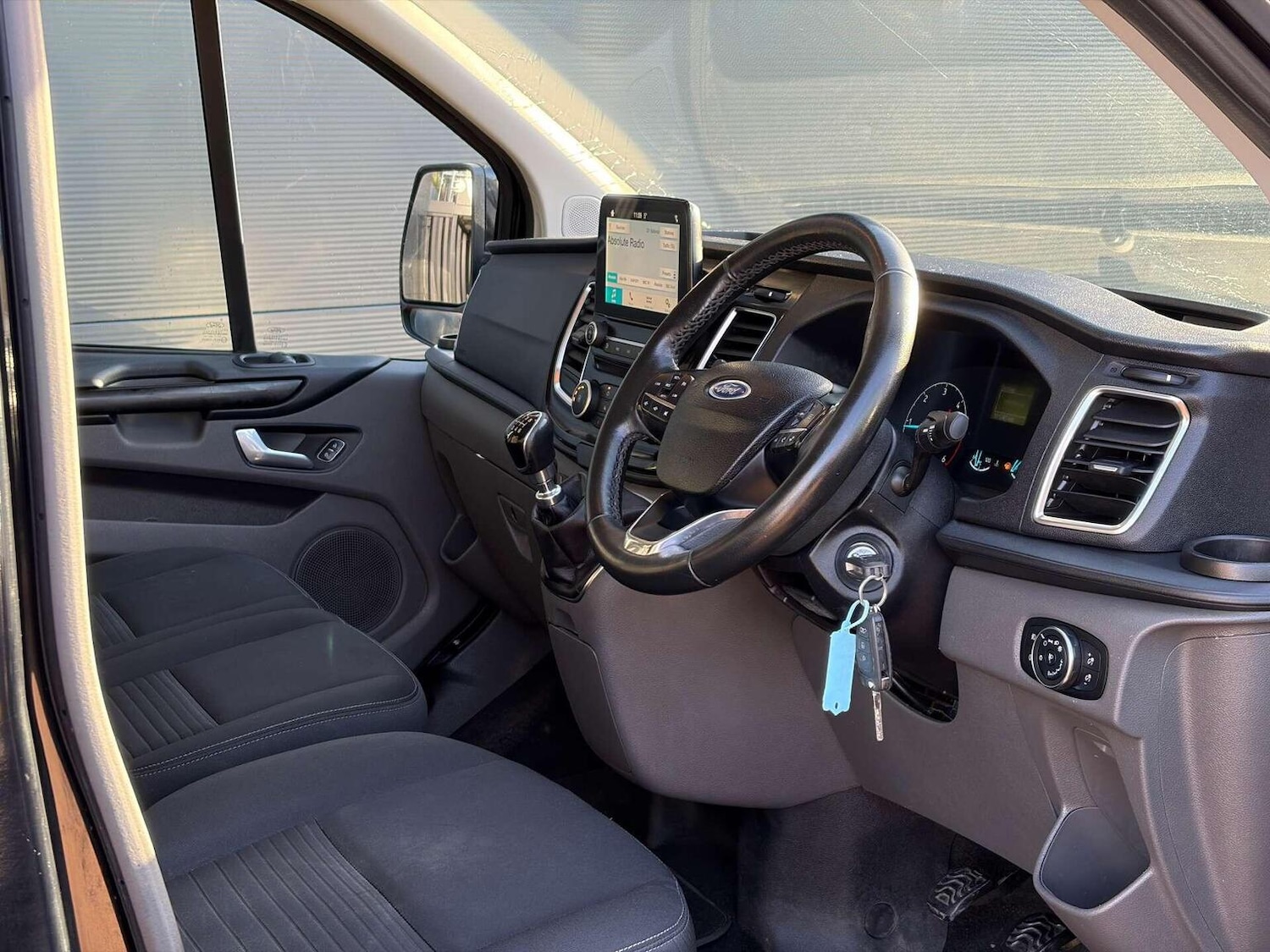 Used Ford Transit Custom 2018 for sale - 77008165: Photo 2
