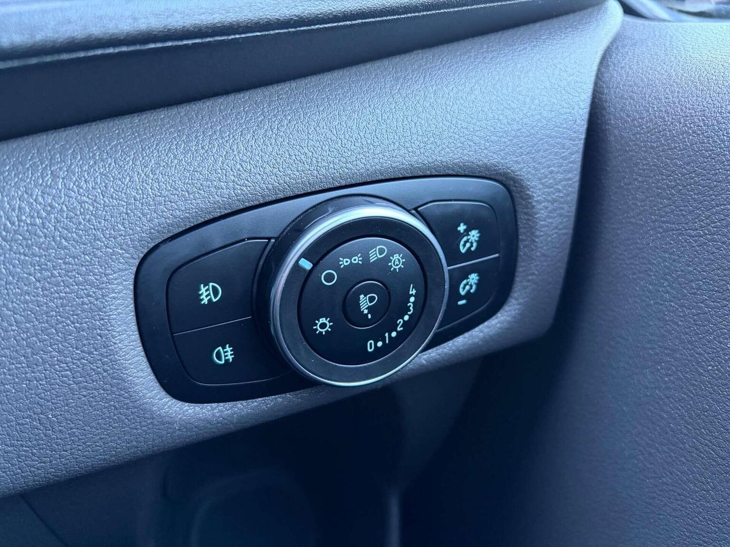 Used Ford Transit Custom 2018 for sale - 77008165: Photo 27