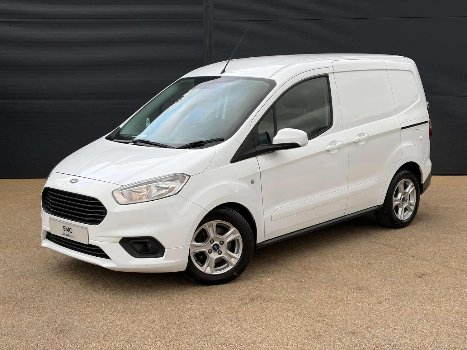 Used Ford Transit Courier 2022 for sale - 77729554: Photo 1