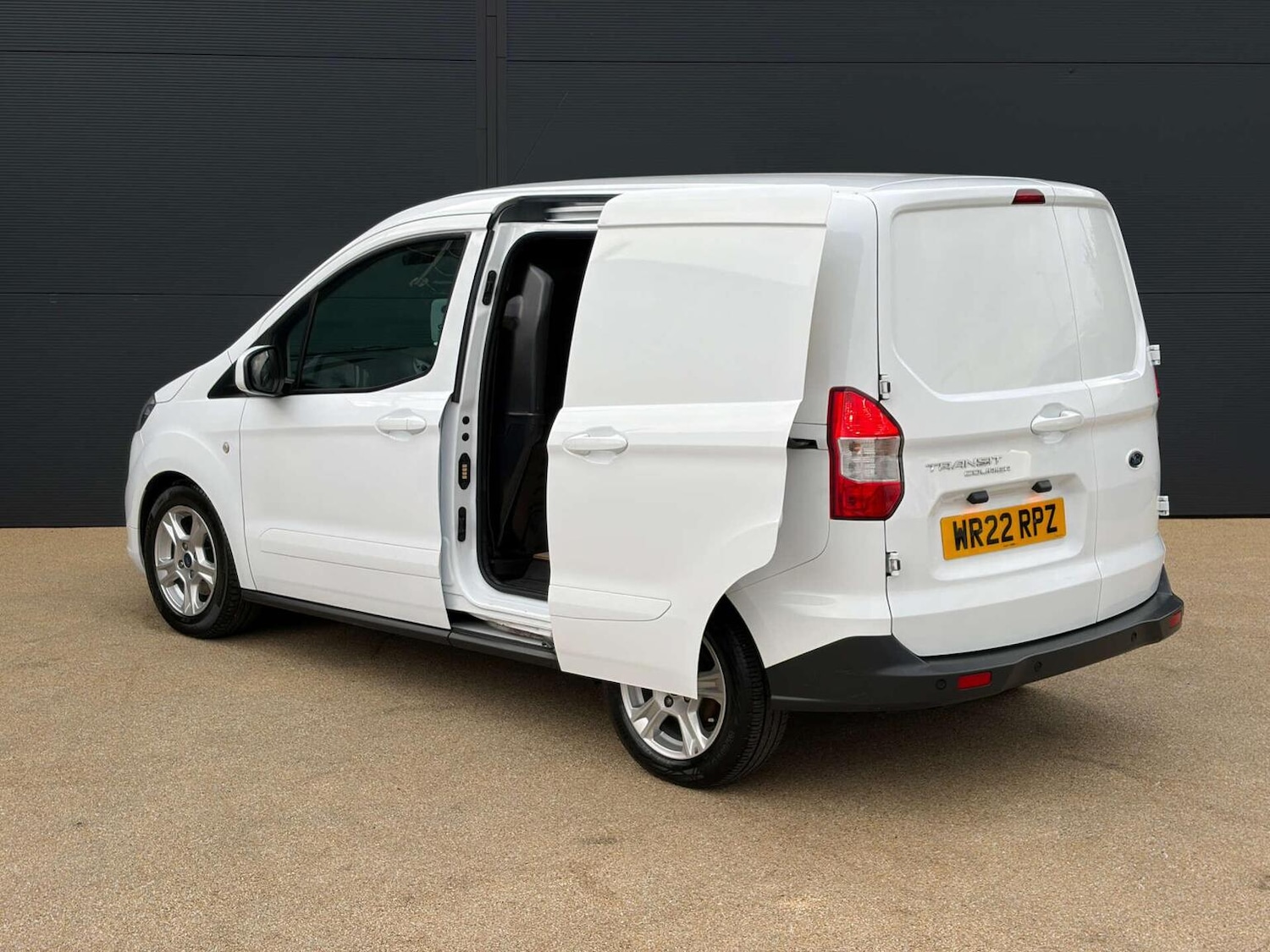 Used Ford Transit Courier 2022 for sale - 77729554: Photo 13