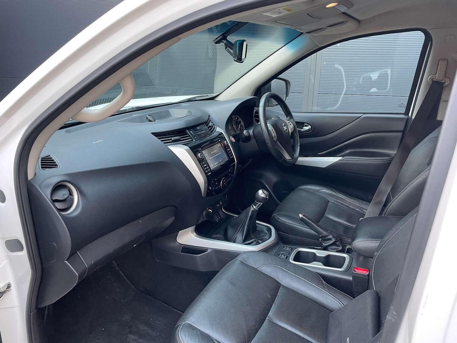 Used Nissan Navara 2018 for sale - 77001526: Photo 17