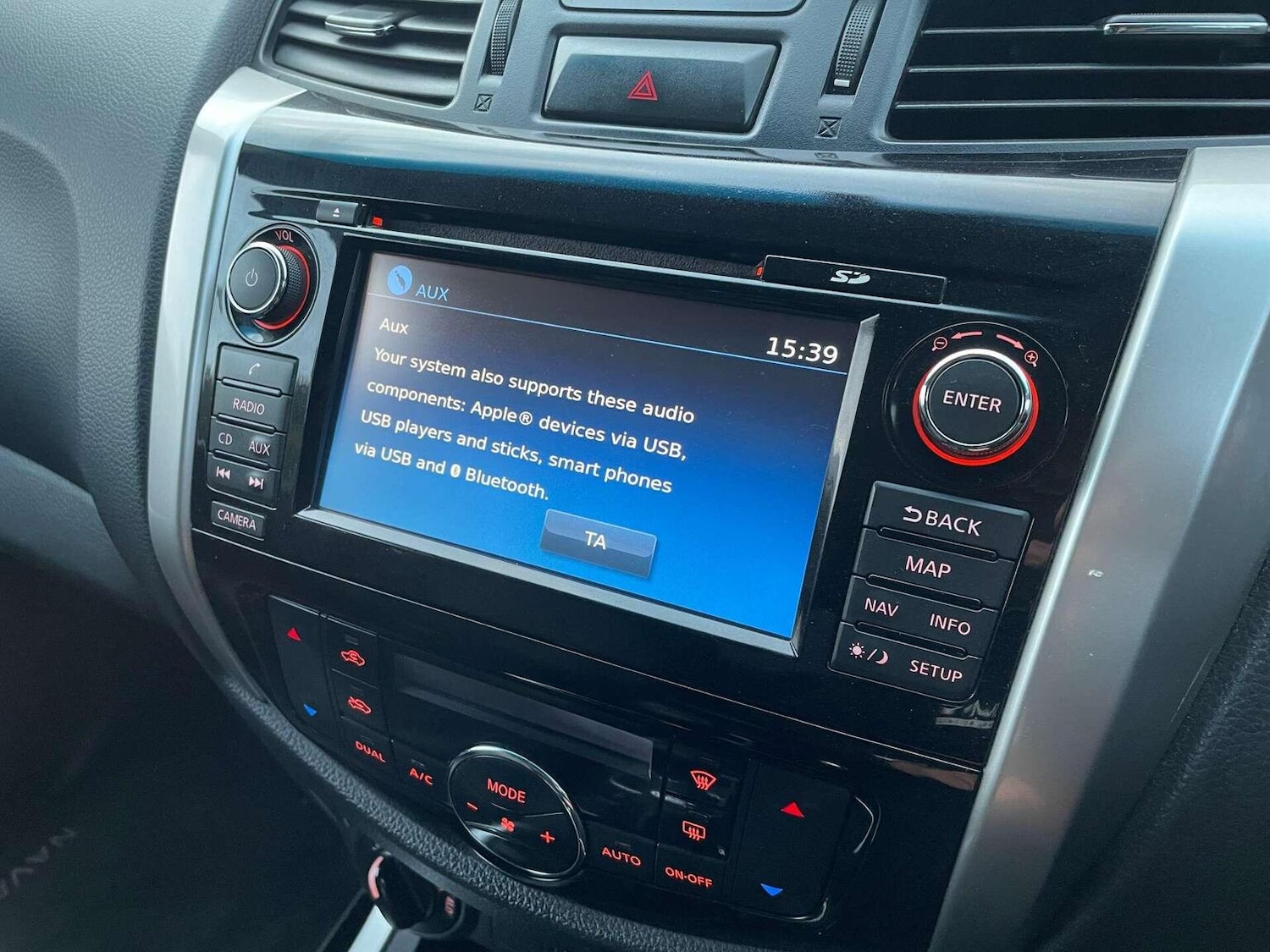 Used Nissan Navara 2018 for sale - 77001526: Photo 38