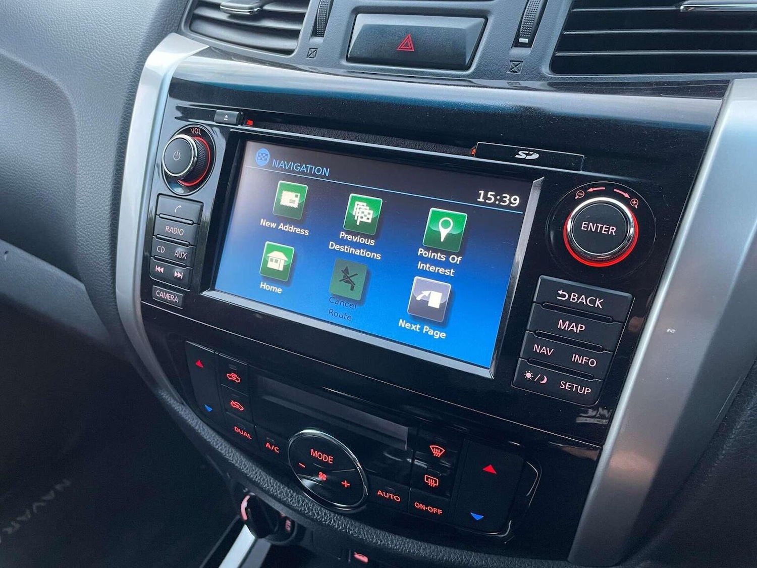 Used Nissan Navara 2018 for sale - 77001526: Photo 40