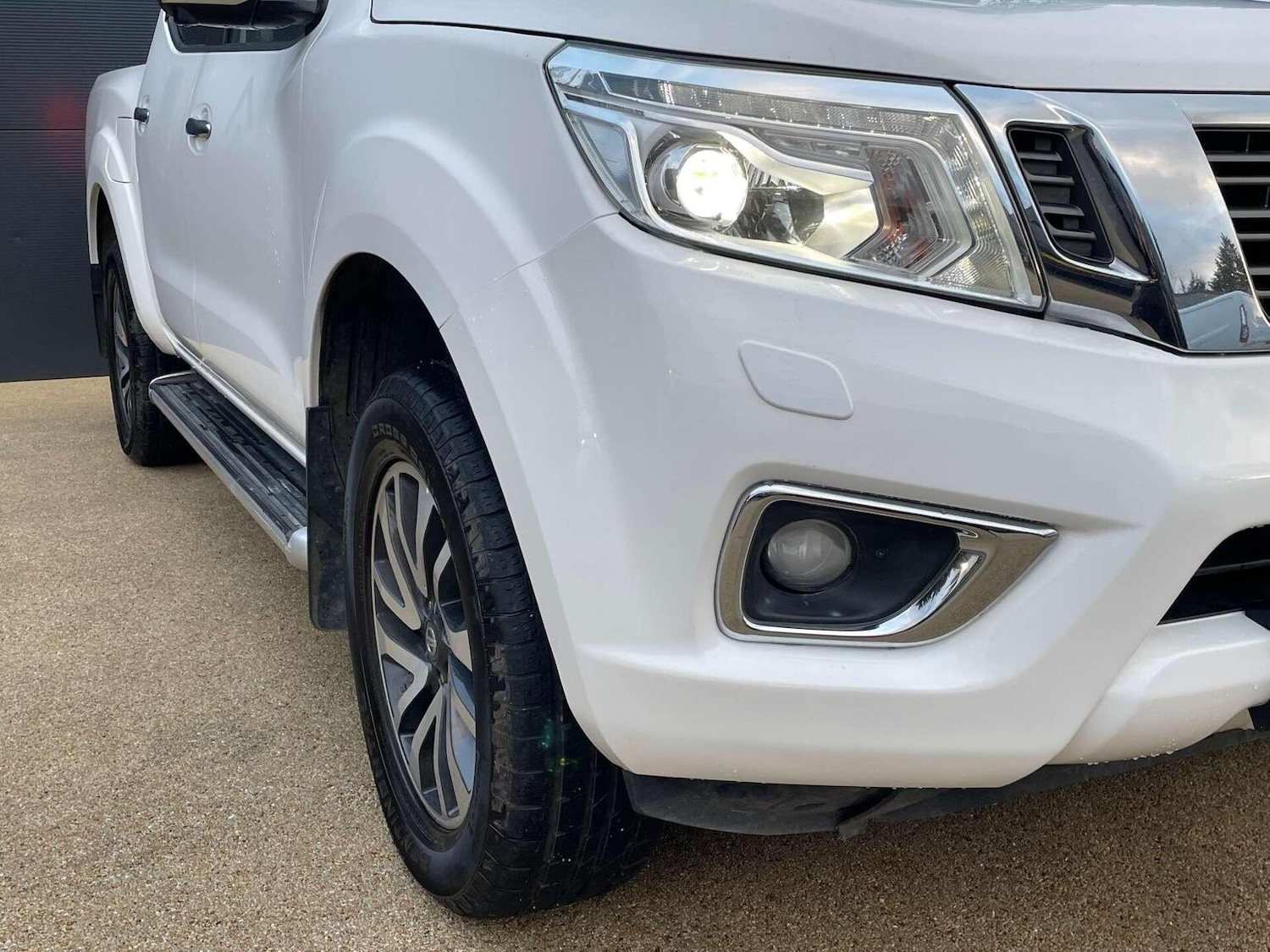 Used Nissan Navara 2018 for sale - 77001526: Photo 5