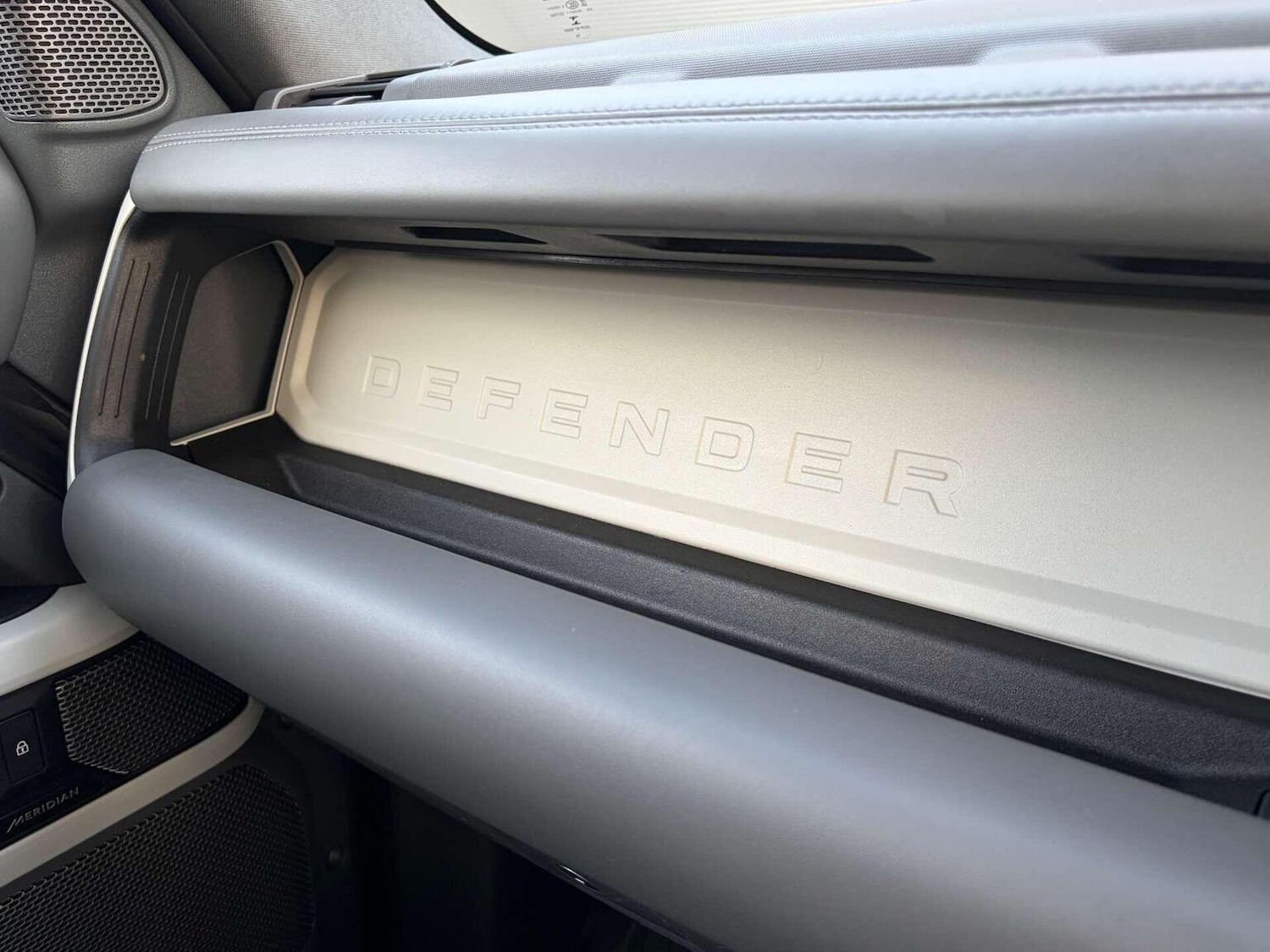 Used Land Rover Defender 2022 for sale - 76974392: Photo 35