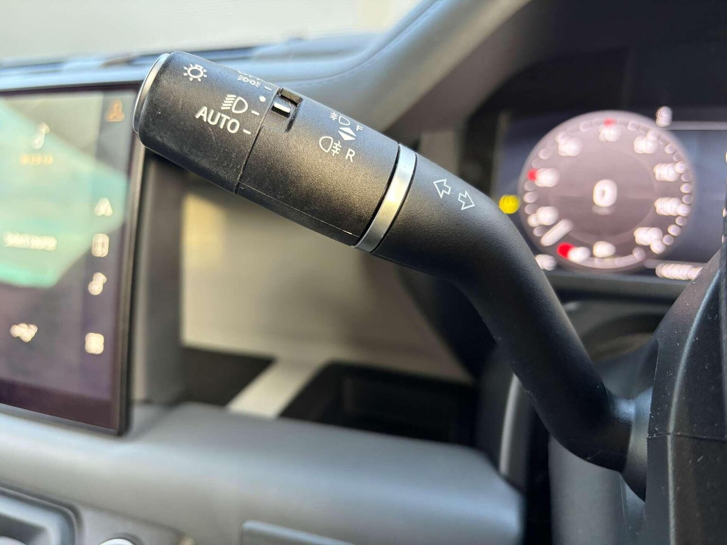 Used Land Rover Defender 2022 for sale - 76974392: Photo 41