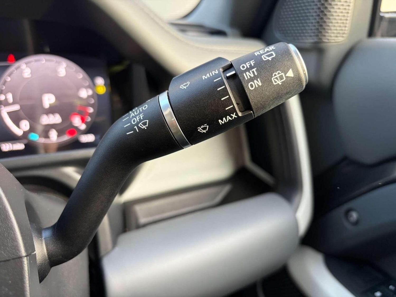 Used Land Rover Defender 2022 for sale - 76974392: Photo 42