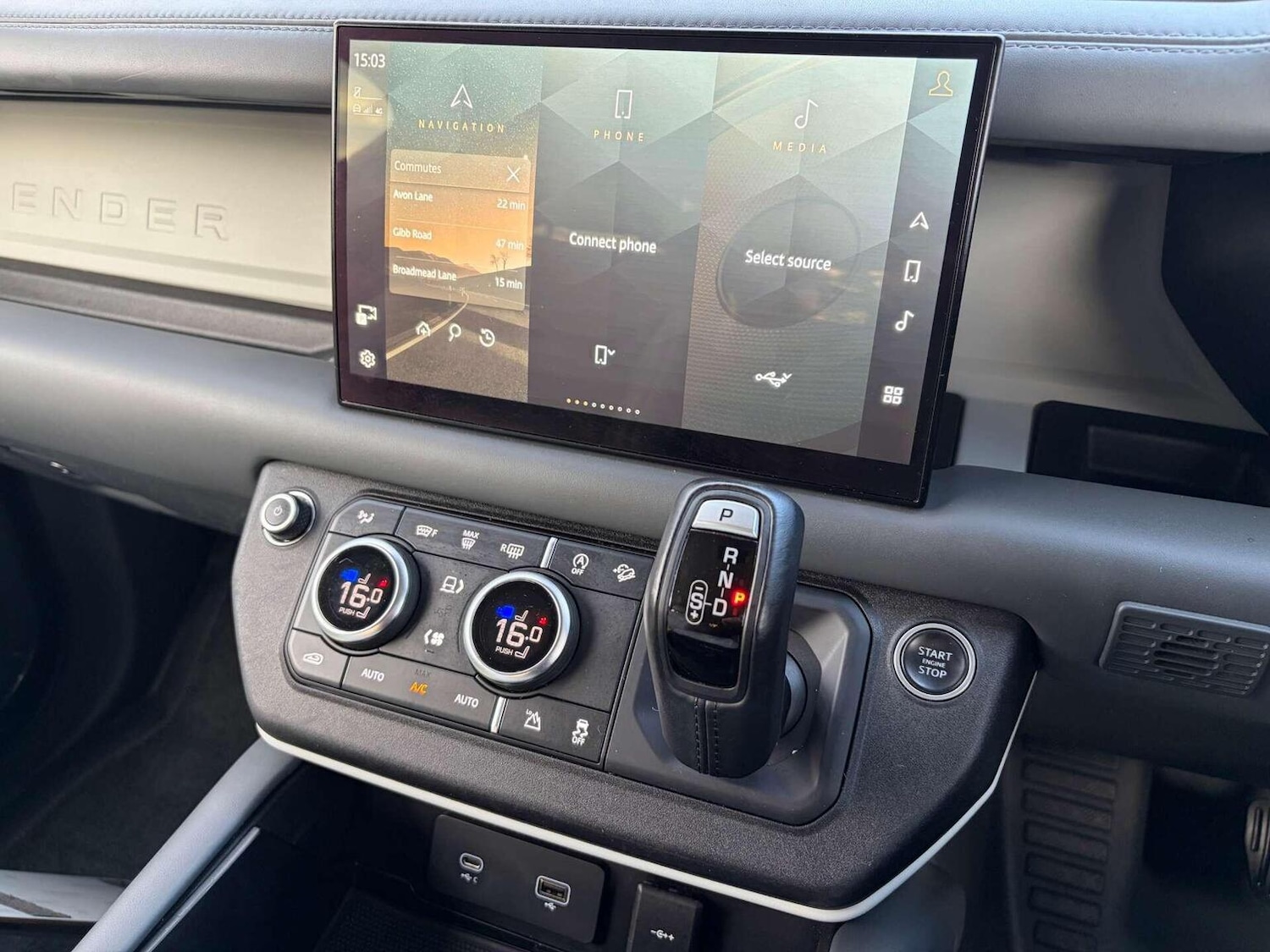 Used Land Rover Defender 2022 for sale - 76974392: Photo 48