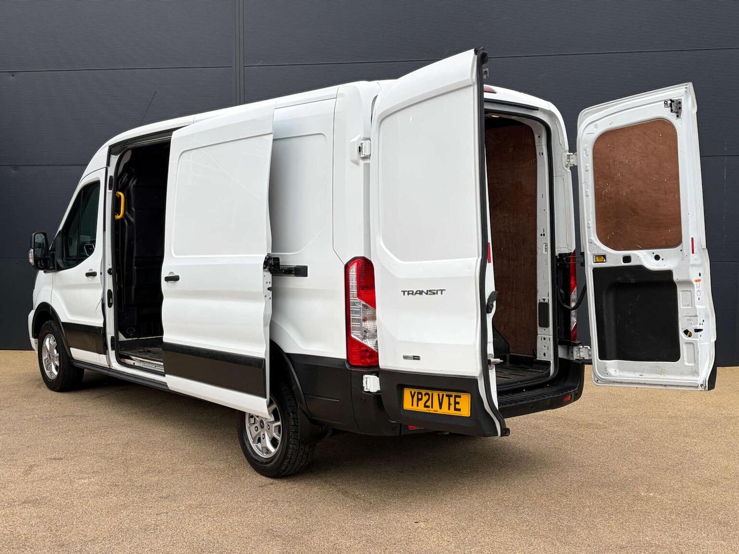 Used Ford Transit 2021 for sale - 77707223: Photo 10