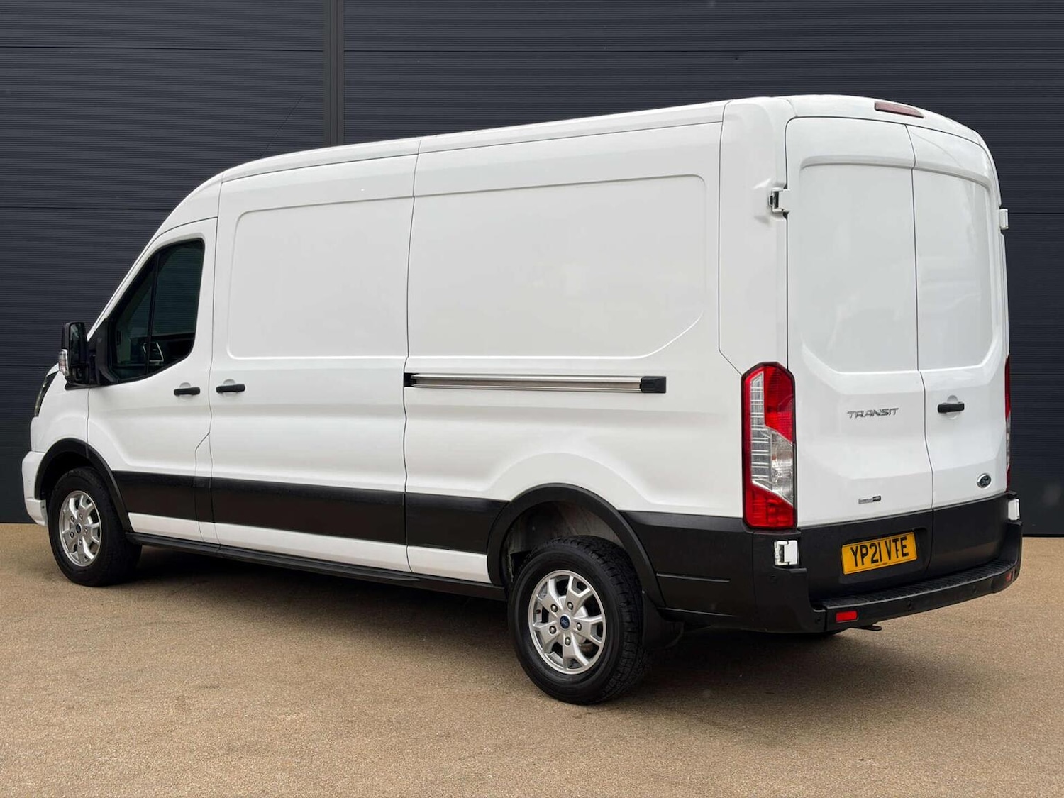 Used Ford Transit 2021 for sale - 77707223: Photo 3