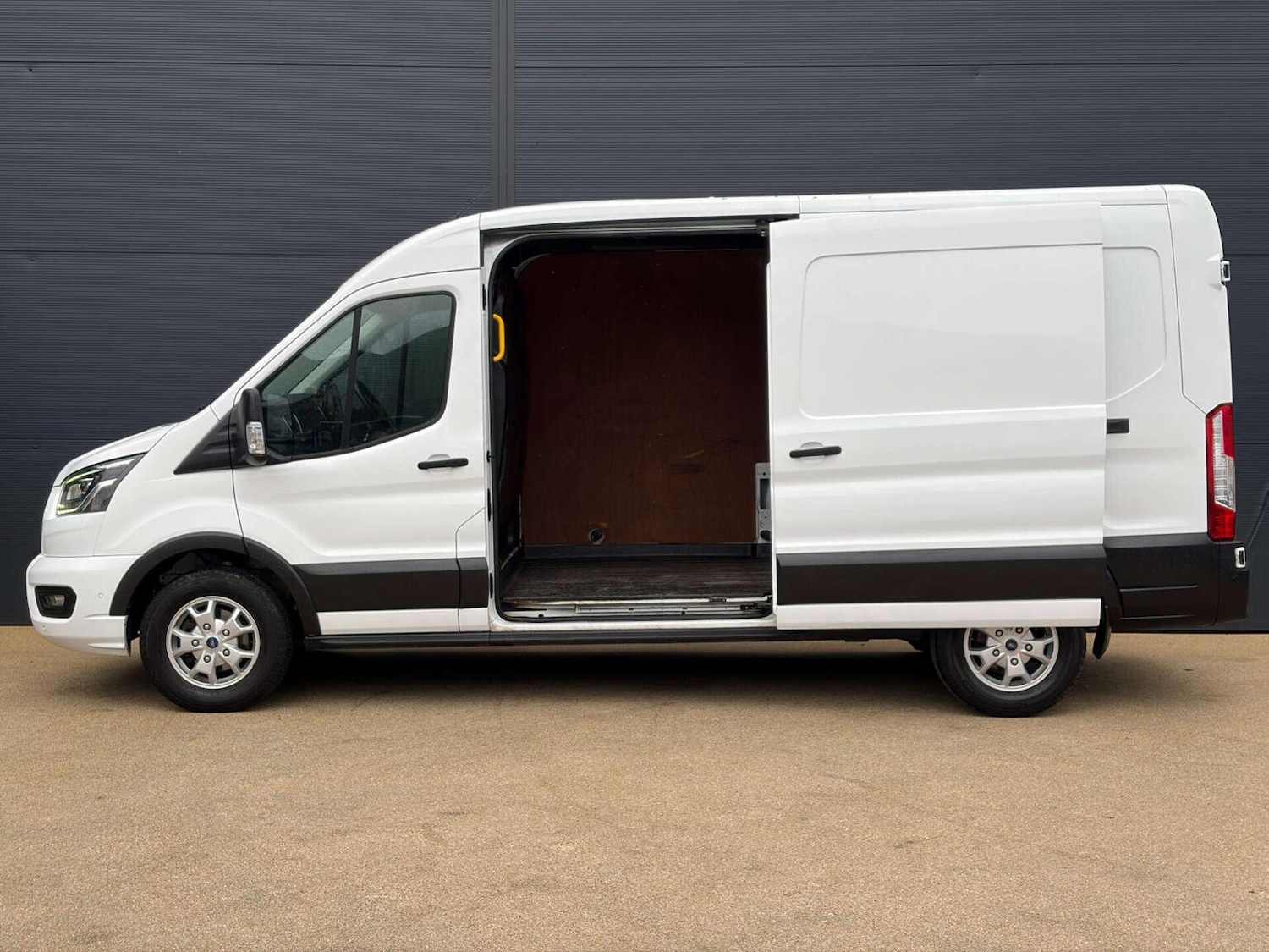 Used Ford Transit 2021 for sale - 77707223: Photo 8