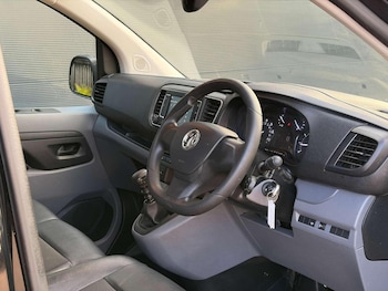 Used Vauxhall Vivaro 2022 for sale - 76896985: Photo