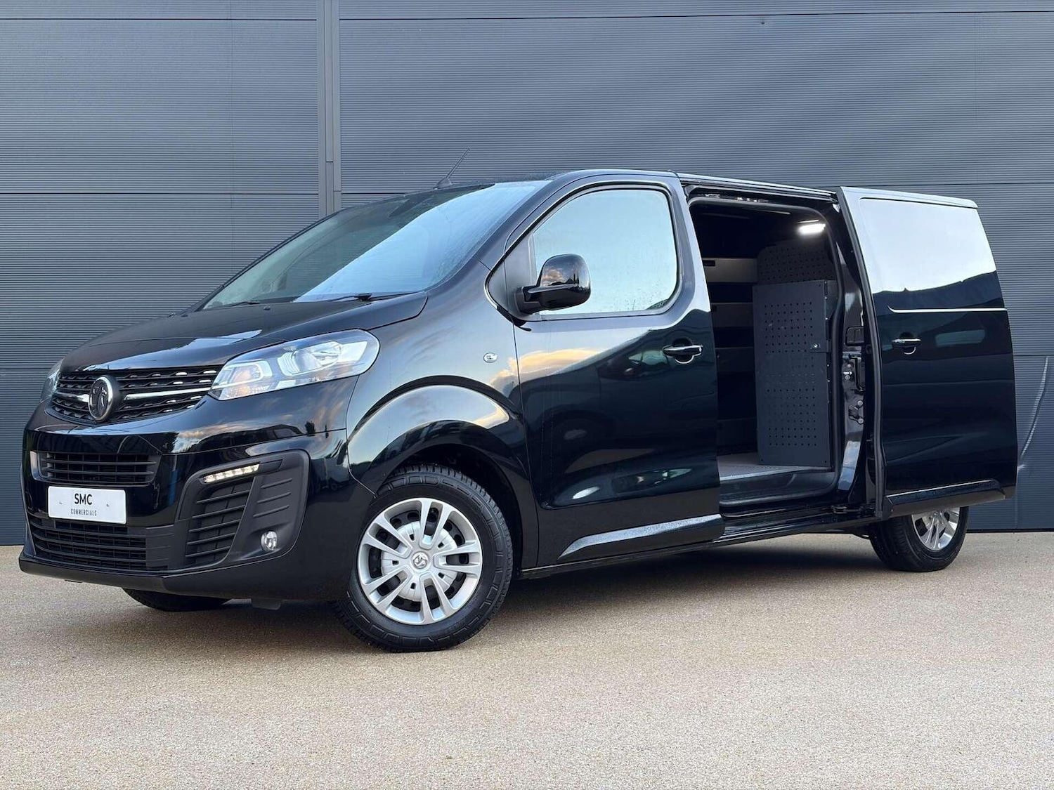 Used Vauxhall Vivaro 2022 for sale - 76896985: Photo 4