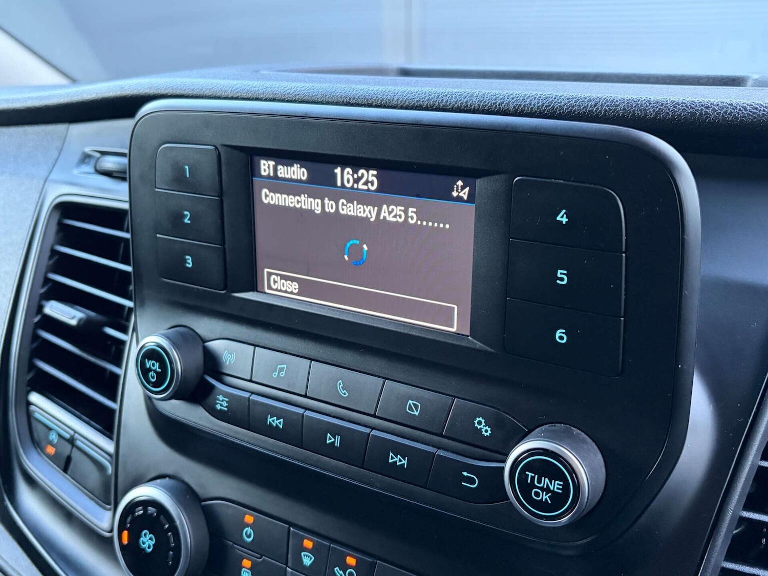 Used Ford Transit Custom 2021 for sale - 77363623: Photo 40