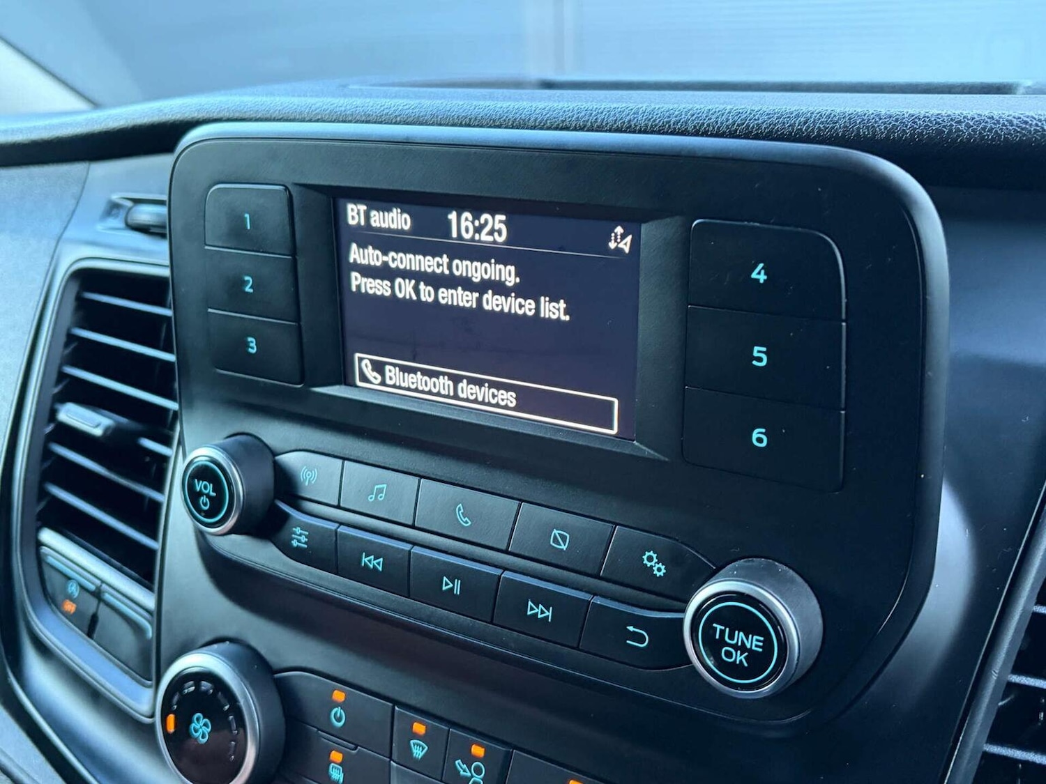 Used Ford Transit Custom 2021 for sale - 77363623: Photo 42