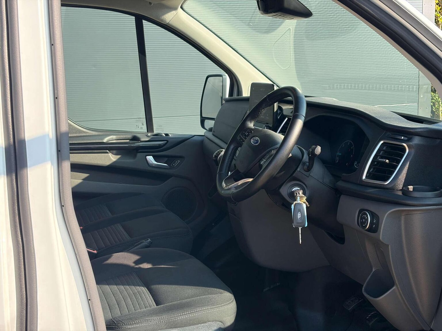 Used Ford Transit Custom 2021 for sale - 77758970: Photo 2