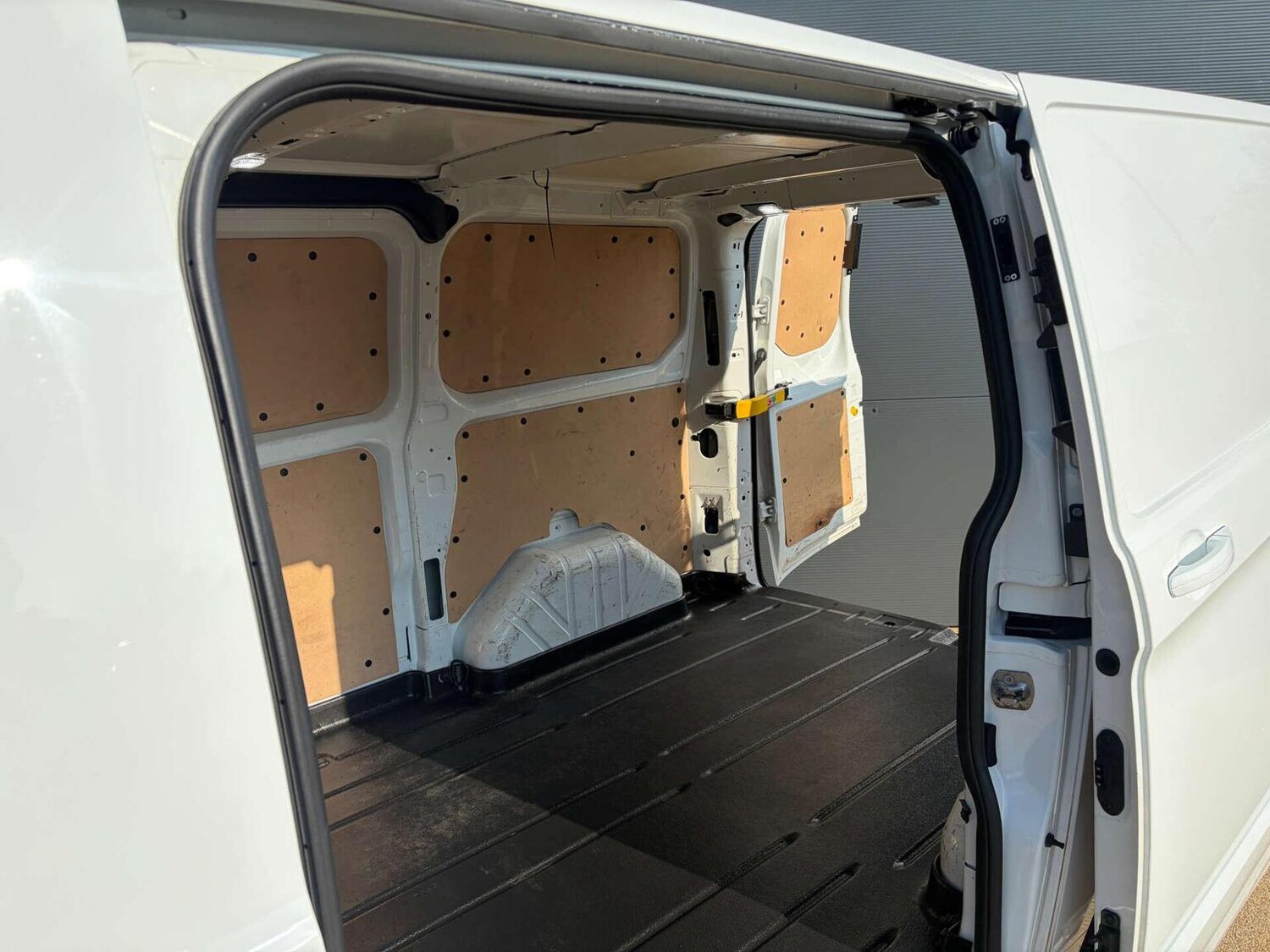 Used Ford Transit Custom 2021 for sale - 77758970: Photo 5