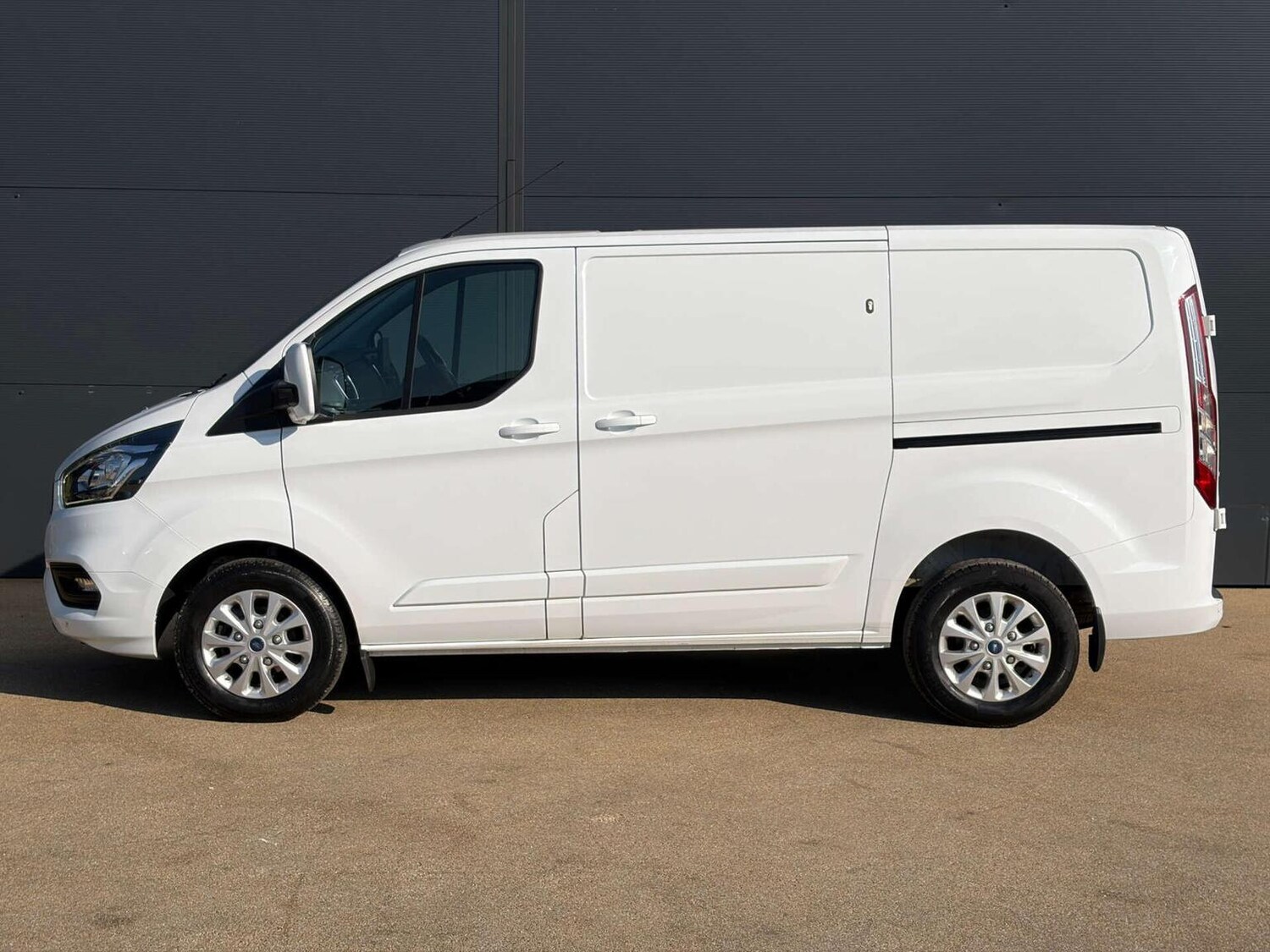 Used Ford Transit Custom 2021 for sale - 77758970: Photo 8