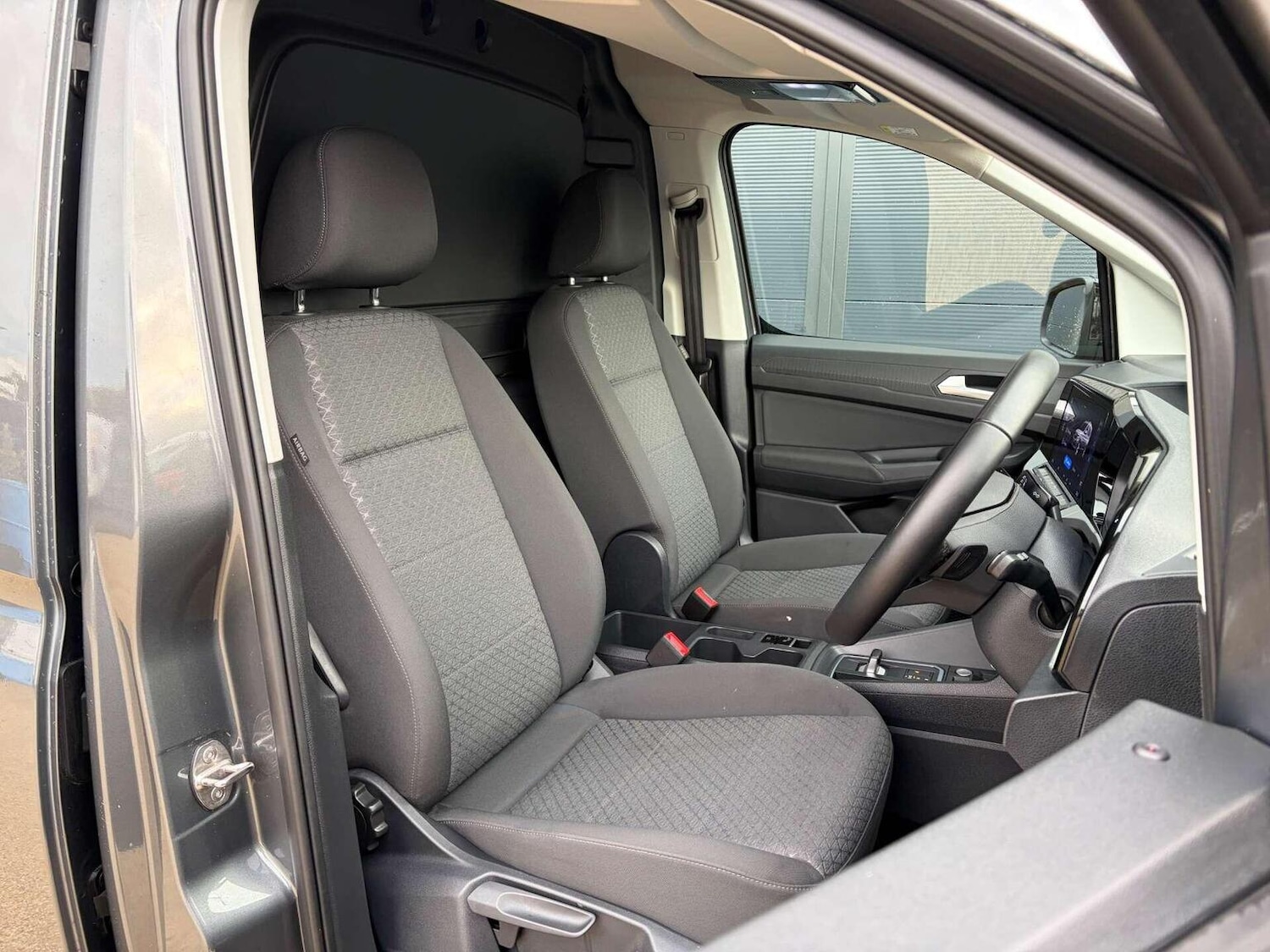 Used Ford Transit Connect 2025 for sale - 77271023: Photo 33