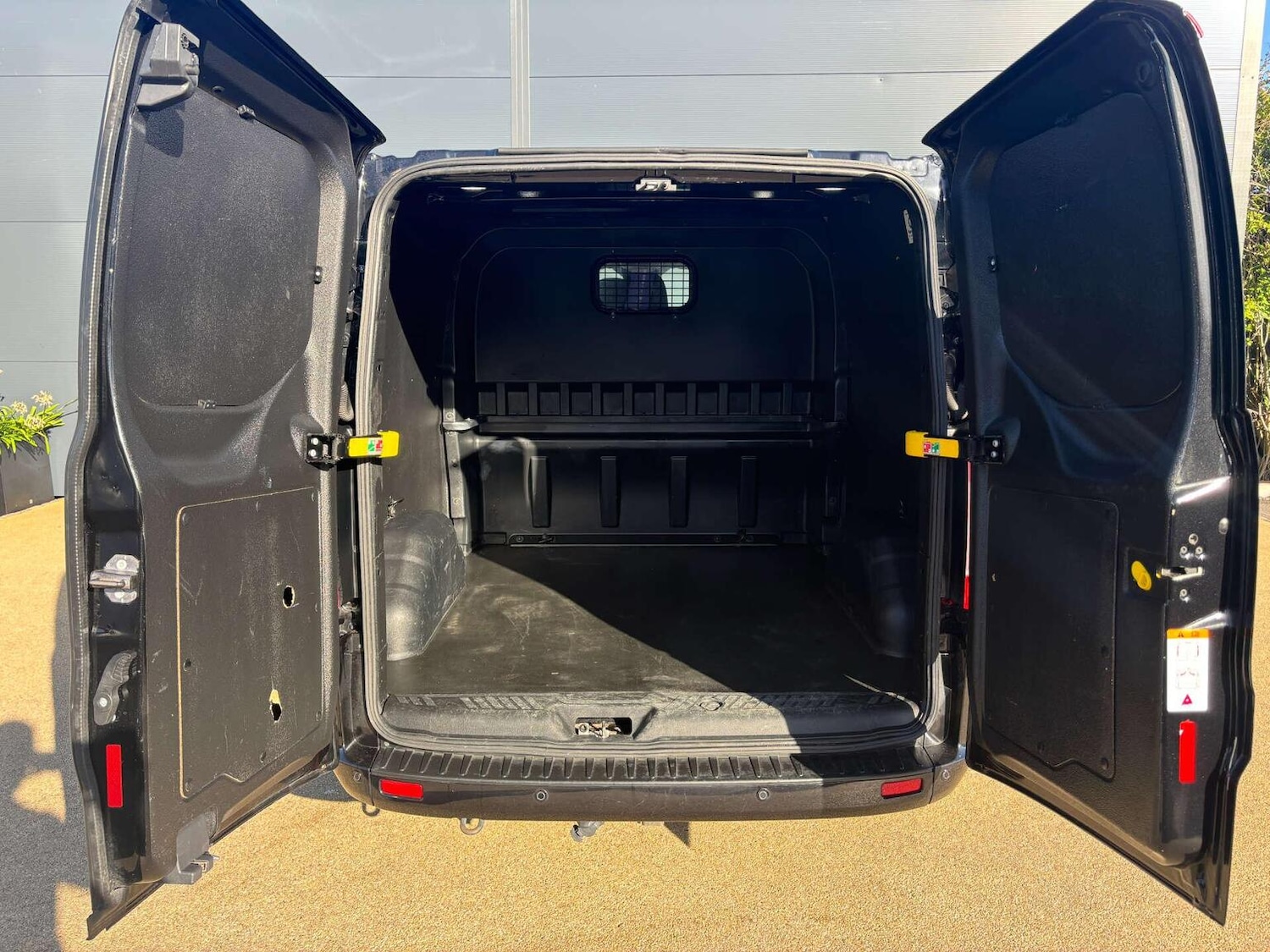 Used Ford Transit Custom 2021 for sale - 77049225: Photo 22