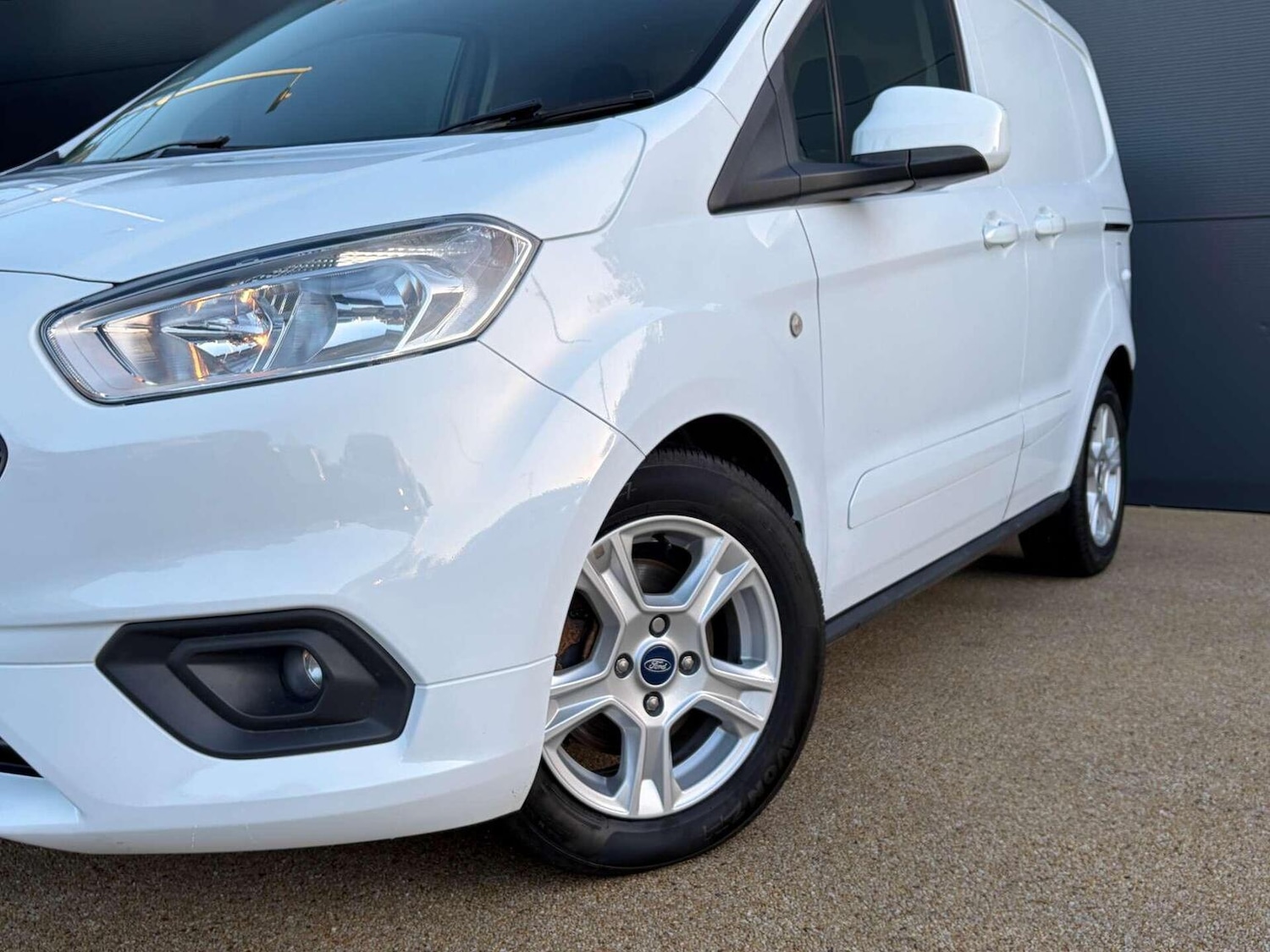 Used Ford Transit Courier 2022 for sale - 77749917: Photo 8